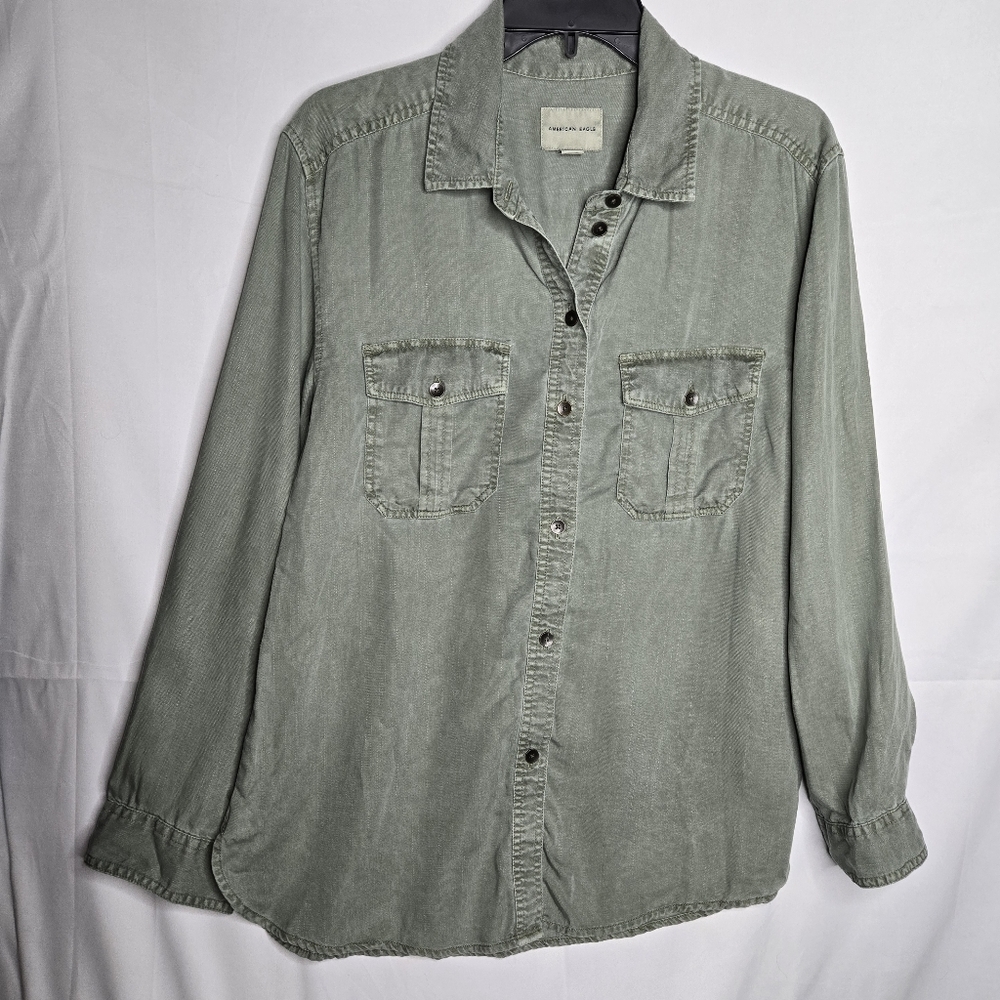 Medium American Eagle Outfitters Olive Button-Down Shirt Western Casual Neutral